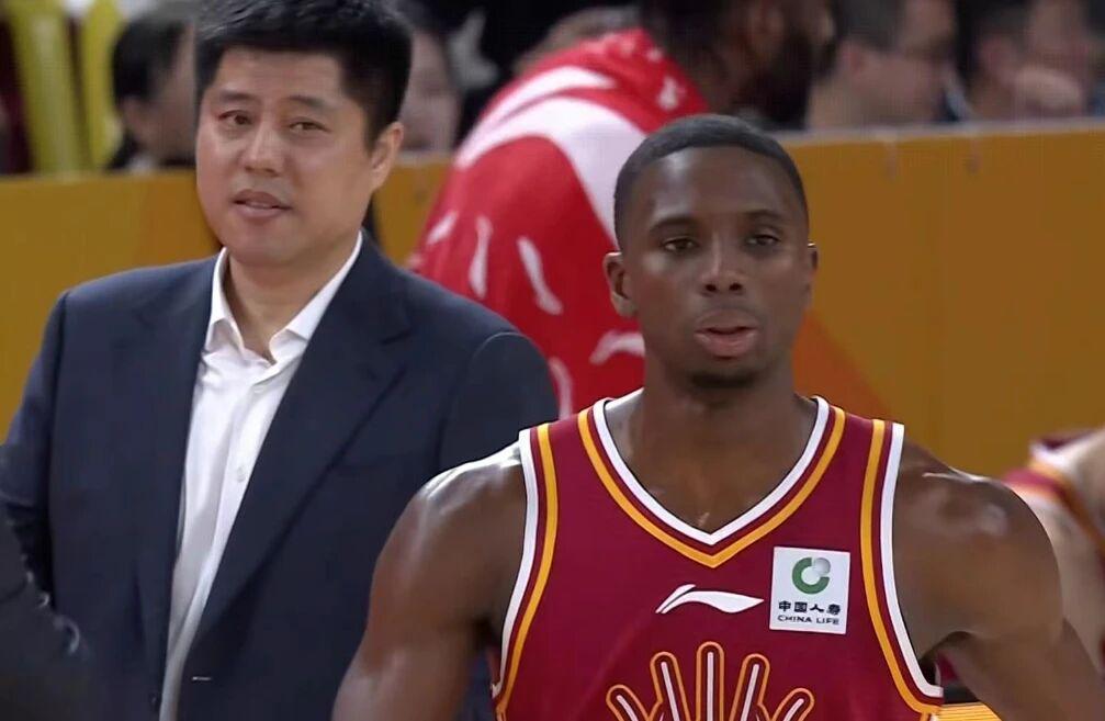 杏彩体育平台-山西男篮签下新外援，G联赛18+5+8双能卫加盟，基本取代诺威尔